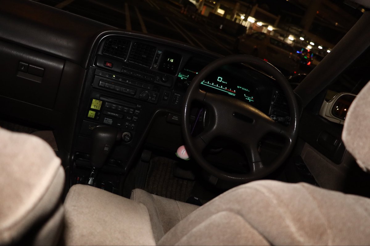 3399lb's tweet image. 平成4年式GX81マークII 
グランデリミテッド　納車しました

小さい時から憧れてた車に乗れて本当に嬉しい^^ やっぱりデジパネたまらないゼ

ムーヴとは何もかも全然違うので、弄りたい所は沢山ありますが、のんびり楽しんでいこうと思います！

皆様よろしくお願いします！