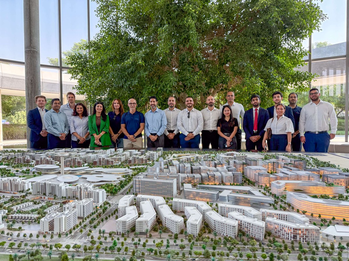 CushWakeCore's tweet image. Our Commercial Agency team visited Arada’s Central Business District (CBD) in Sharjah — a landmark mixed-use development within Aljada. The upcoming Grade A offices will be a strong addition to Sharjah’s growing commercial market.

#CushmanWakefieldCore #Sharjah