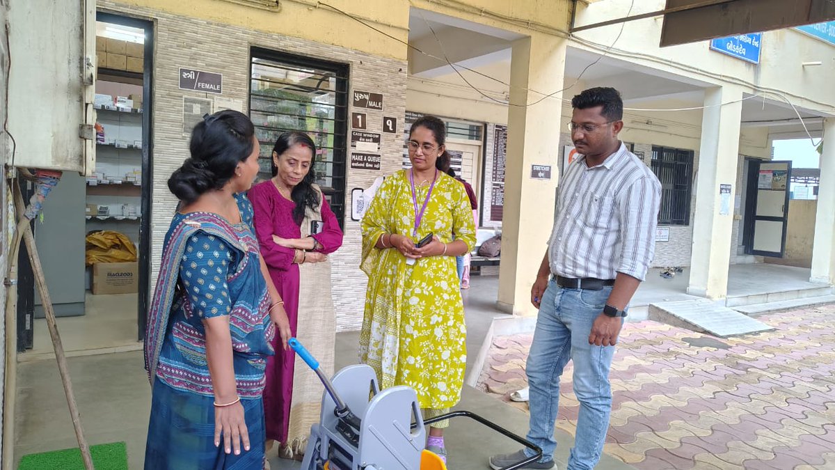 dsbccAmc's tweet image. કાયાકલ્પ કાર્યક્રમ અંતર્ગત બોડકદેવ UHC ખાતે ગુણવત્તા આધારિત બાહ્ય મૂલ્યાંકન યોજાયું.
સ્વચ્છતા, સુરક્ષા અને સેવા સુધારણા માટેનું નિરંતર પ્રયત્ન!
#Kayakalp #QualityHealthcare #AMCHD #AhmedabadMunicipalCorporation