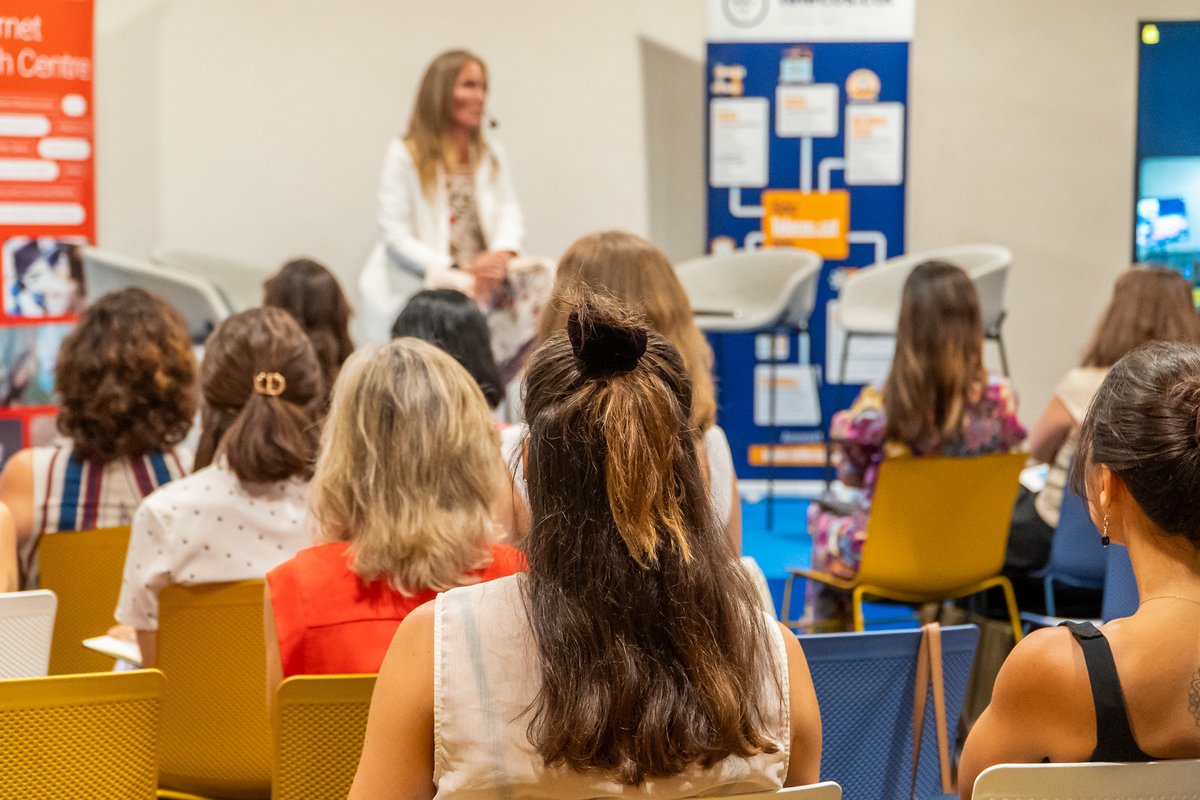 📊 El 65% de les dones del sector #TIC perceben desigualtats de gènere.

👩‍💻Juntament amb <a href="/telecoscat/">TelecosCAT</a> hem impulsat el projecte #NoÉsFeinaDeDones? per visibilitzar el talent de les dones al sector.

👉 Descobreix els resultats: f.mtr.cool/klgvttvdal
#FonsNextGenerationEU <a href="/govern/">Govern de Catalunya</a>