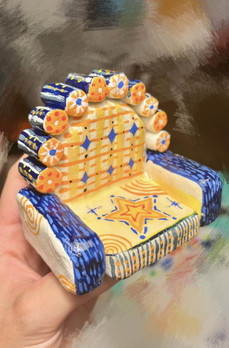 _NUM_00's tweet image. 粘土ソファ2個目できた!!⭐️⭐️⭐️