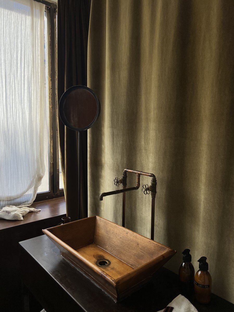 paolalien's tweet image. my hotel in athens was insanely beautiful