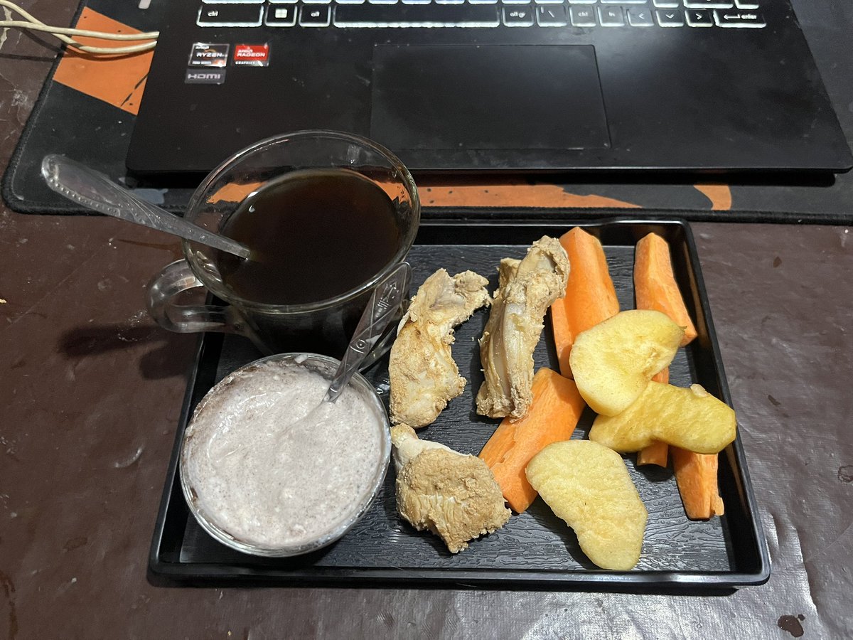 Thanks to almighty Allah 🫶 for the food

Today’s snacks 🍽️ 
 
- ☕️ &amp; 🥣 &amp; 🐔  
 
30 October 2025

#Carnivore #CarnivoreDiet #AnimalBased #BodyBuilding #Diet