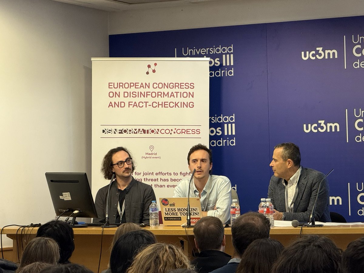 🔎”Between Interface and Practices" — Brogan Latil (<a href="/UvA_Amsterdam/">UvA Amsterdam</a>) &amp; Bastian August (<a href="/unipb/">Universität Paderborn</a>) 🇳🇱 examined Community Notes on X as a new frontier in collaborative fact-checking. 
#EUDisinfo_Congress
📍<a href="/uc3m/">UC3M</a>