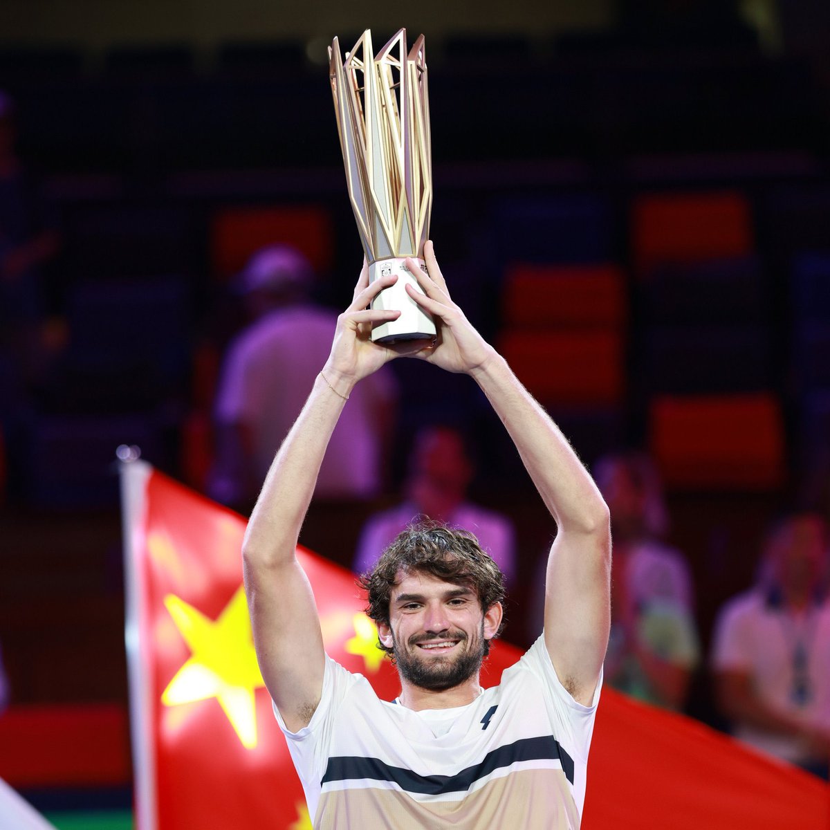 📊 Les plus longues séries de victoires en Masters 1000 cette saison :

🇪🇸 Carlos Alcaraz - 17
🇲🇨 Valentin Vacherot - 10 (en cours)