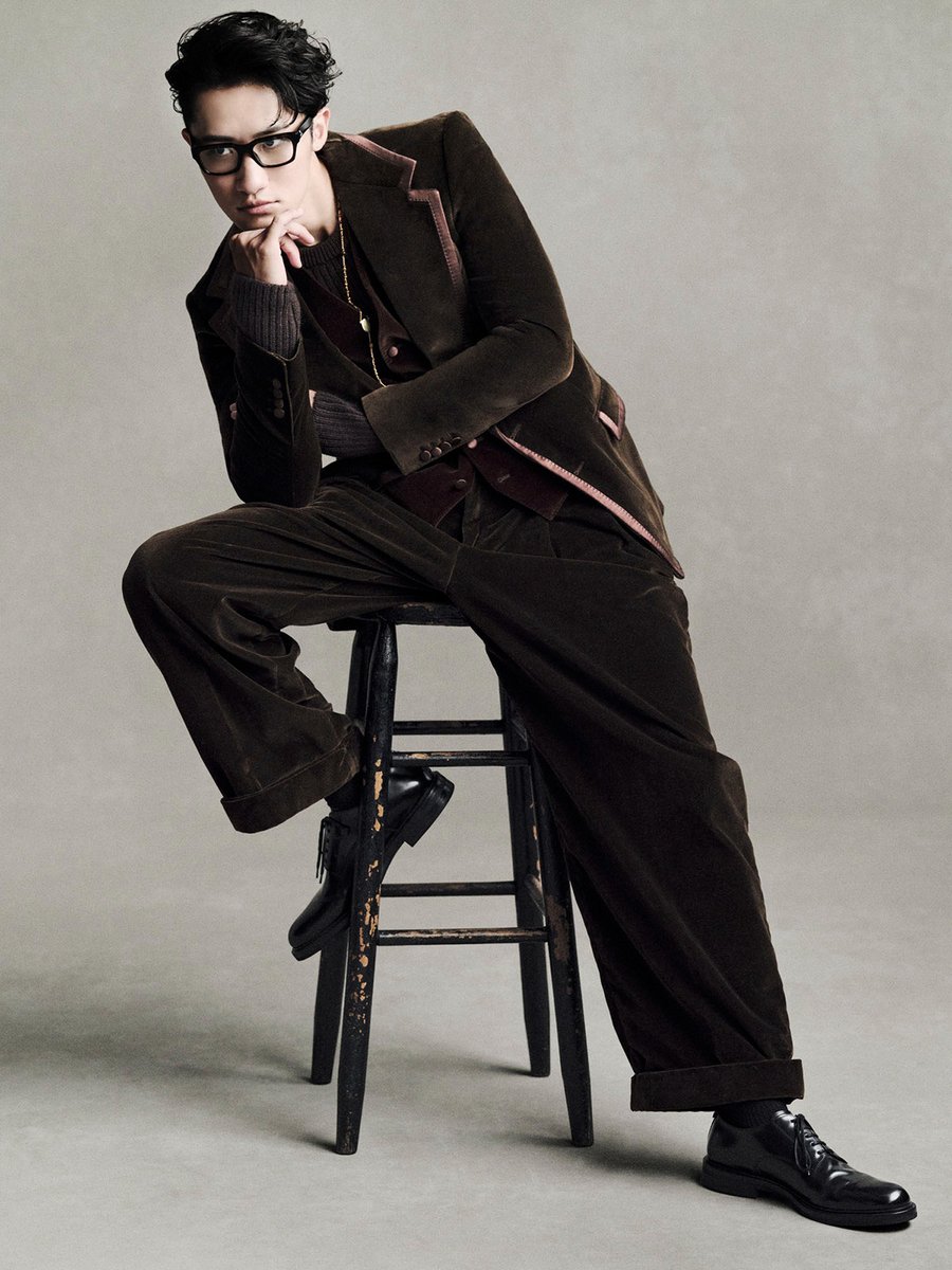 岩本照　Man New Balance フード付きジャケット 岩本照 SnowMan New Balance フード付きジャケット