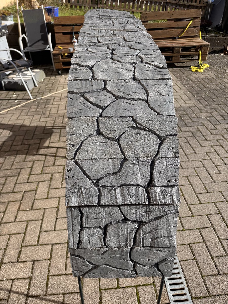 Ich versuche mal wieder Last Minute das Unmöglichste für Halloween zu erschaffen 🤦🏼‍♀️