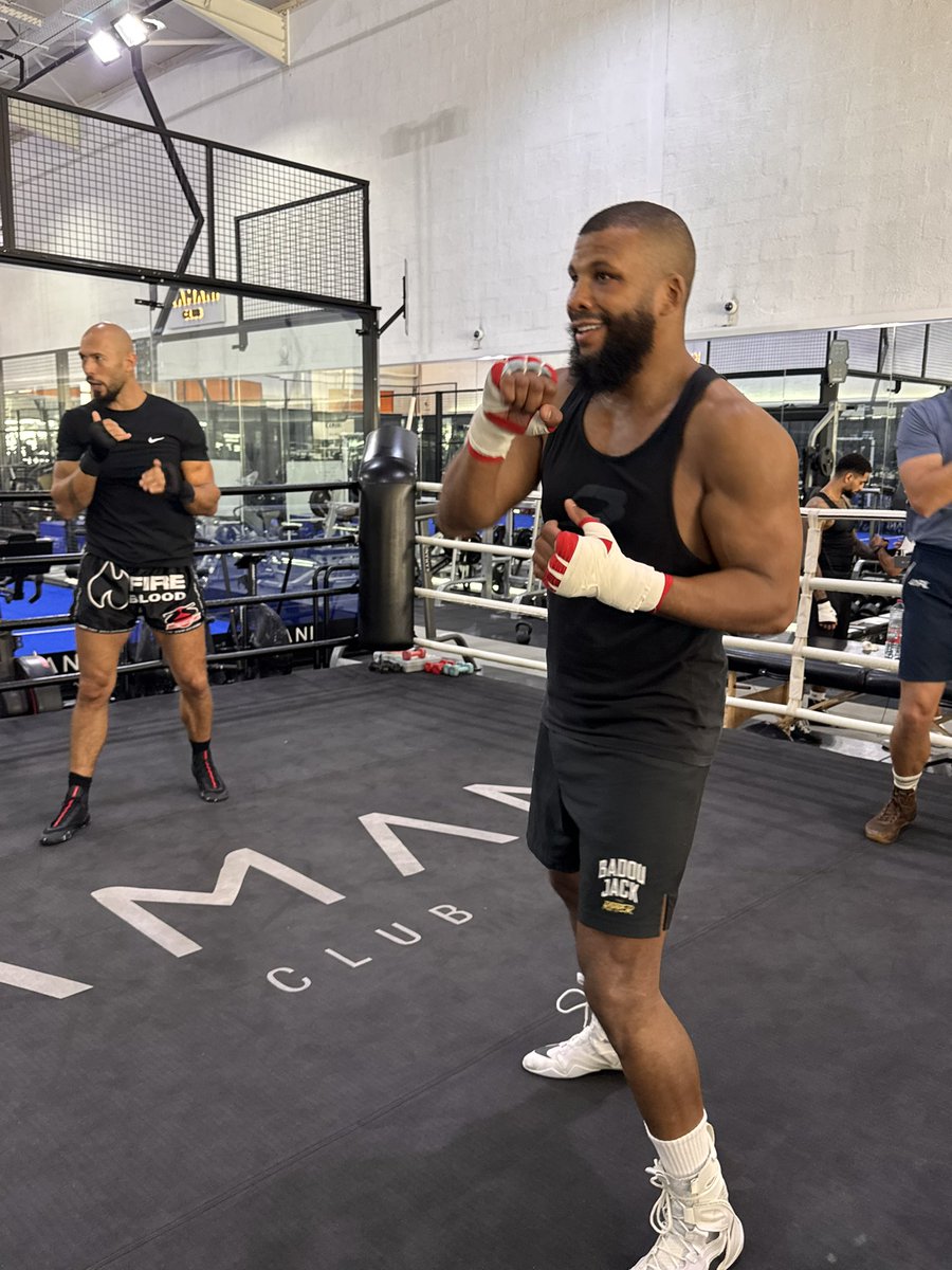 BadouJack's tweet image. Good work today with @Cobratate 💪🏾