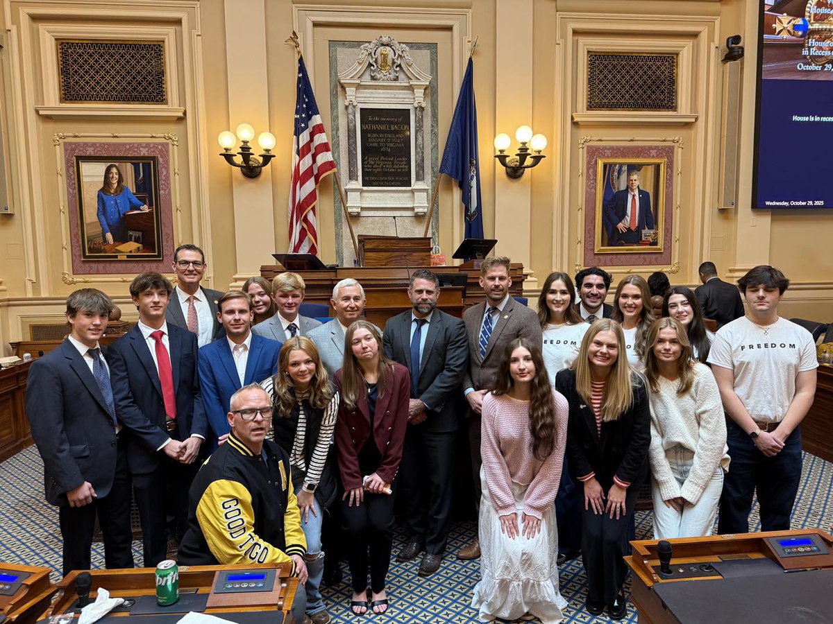 Yesterday I helped welcome high school and college representatives from <a href="/TPUSA/">Turning Point USA</a> from across Virginia to the Virginia General Assembly!
It’s so encouraging to see young conservatives engaging in the legislative process. Their passion and energy remind us that the future of