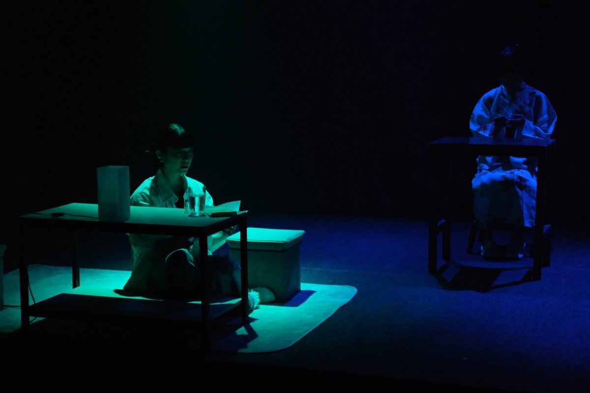 不穏その2もおいておきます
#金魚鉢の夜