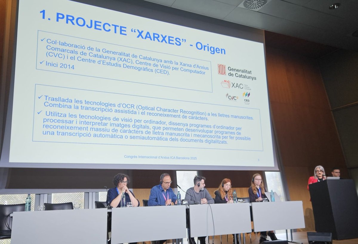 acgarraf's tweet image. Ara mateix, gaudint de la ponència #ProjecteXarxes a @ICABcn2025. Els companys de la #XAC @acmaresme i @acbllobregat ens expliquen l&apos;interessat projecte desenvolupat amb documentació dels #arxiuscomarcals @patrimonigencat