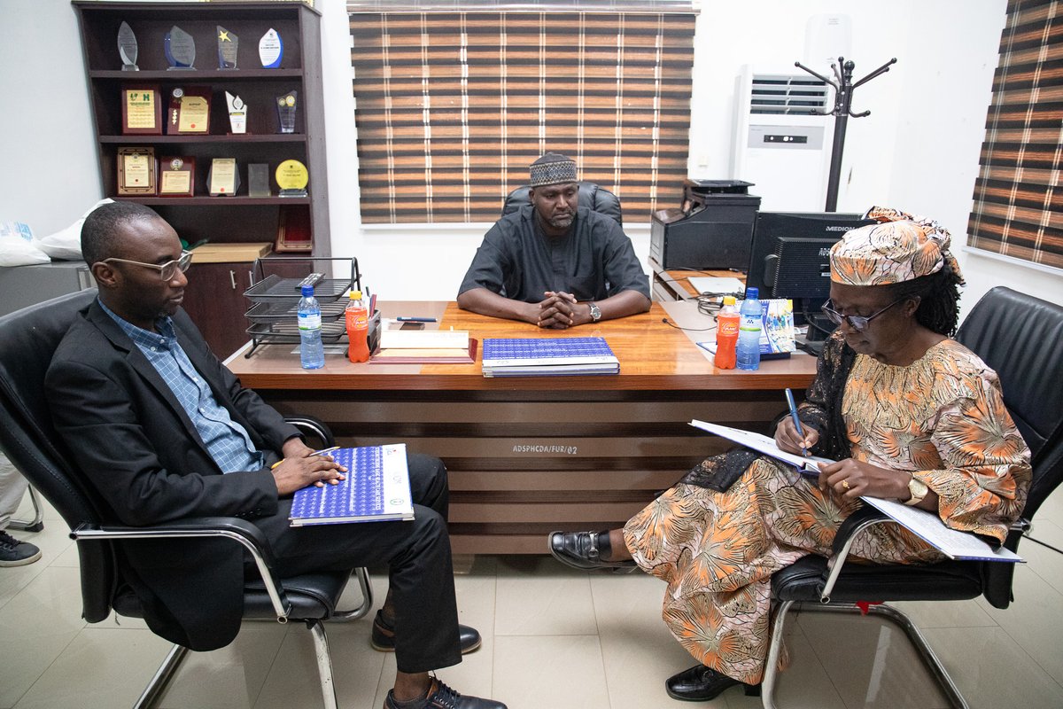 DimancheSh's tweet image. A proud moment as we raise the @UNmigration and @jica_direct_en flags at @adsphcda, a powerful symbol of partnership, progress &amp;amp; shared commitment to strengthening health services across #Adamawa.

Together, we can support communities on their journey to recovery &amp;amp; resilience.
