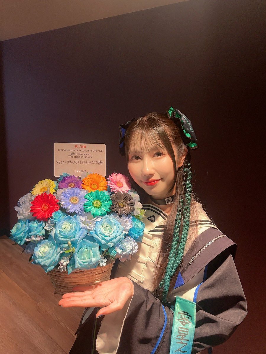 お花④ こちらは、シャイニーカラーズに！！ 済んだ青が煌めいてますれ