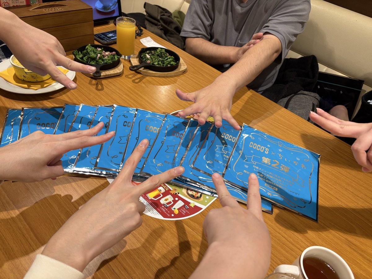 mentaimayo_yo's tweet image. ココス第2弾🍽️
ハンカチえげつない量😂w
今回も推しに好かれてた🐰💕