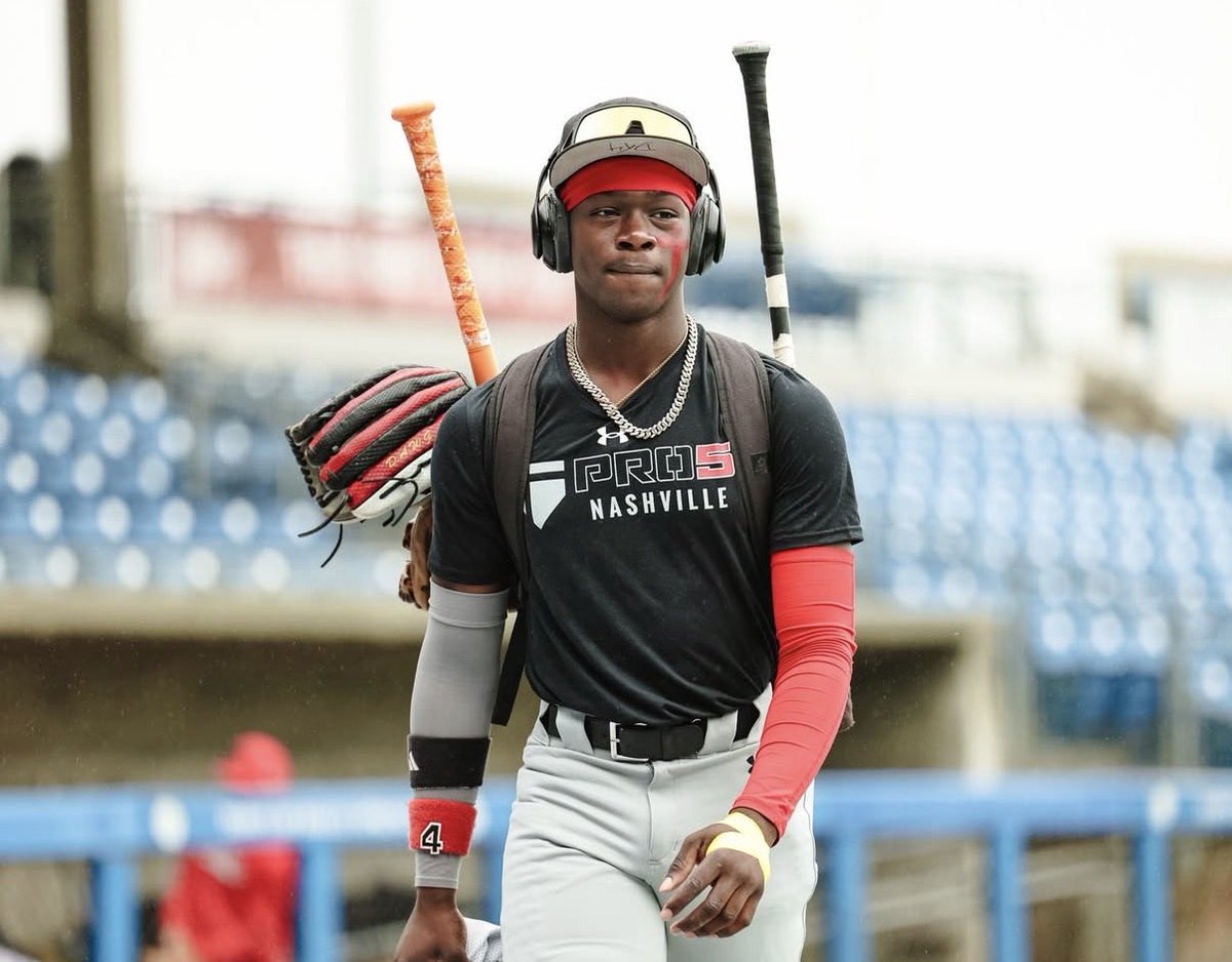 The grind can be heavy, but grace carries the weight. 🙏🏽
Focused on growth — on and off the field.
#FaithFirst #Pro5Nashville #StudentOfTheGame #BaseballLife
#Uncommitted2027