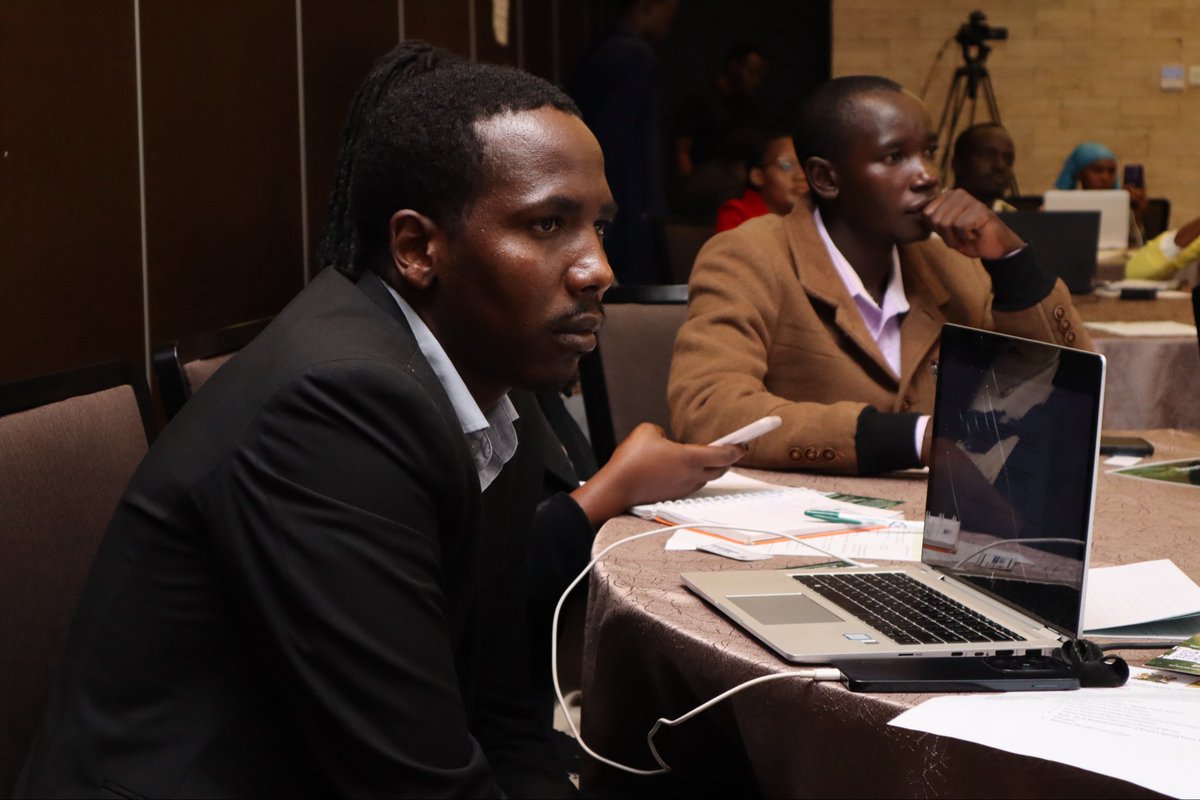 HornofAYN's tweet image. #IFFs and #debt are starving Africa — not just its economies, but its people. 
When governments lose resources to IFFs &amp;amp;unfair tax systems, farmers lose support &amp;amp; families face hunger. 

Join the conversation live on Facebook! #ClimateJustice #COP30 #DebtJustice #FoodSecurity