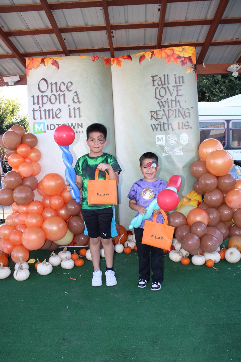 MidtownDallas's tweet photo. The 2025 Fall Book It free book fest on Oct 22 was enjoyed by all. Thank you Half Price Books for your donation making giving free books to youth possible  Thank you to Dallas Public Library Vickery Park Branch for teaming up with us to assist youth with finding books they love! https://t.co/xfkPueQQxF