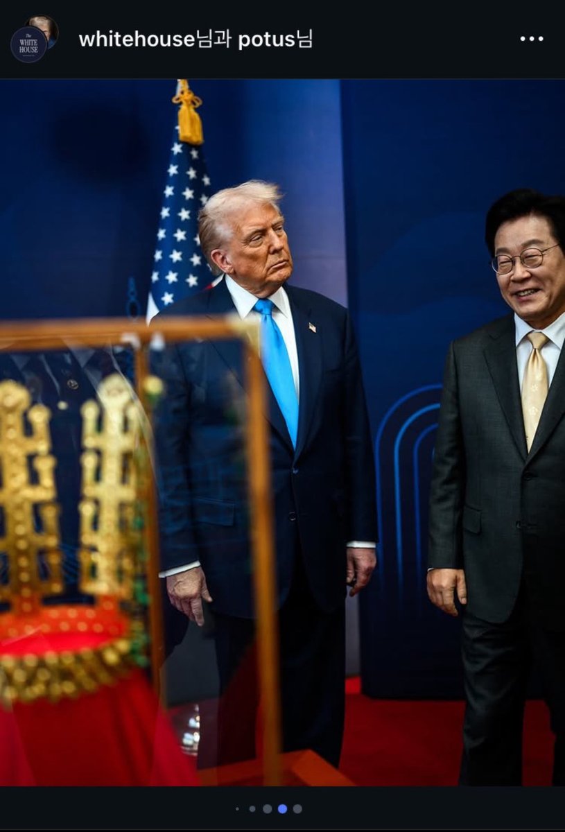 eun12125722's tweet image. 백악관 공식 인스타 사진 중~풉
백악관은 굳이 이 사진을 왜 올렸을까 ㅋㅋ
투명한 백악관!!🤣🇺🇸