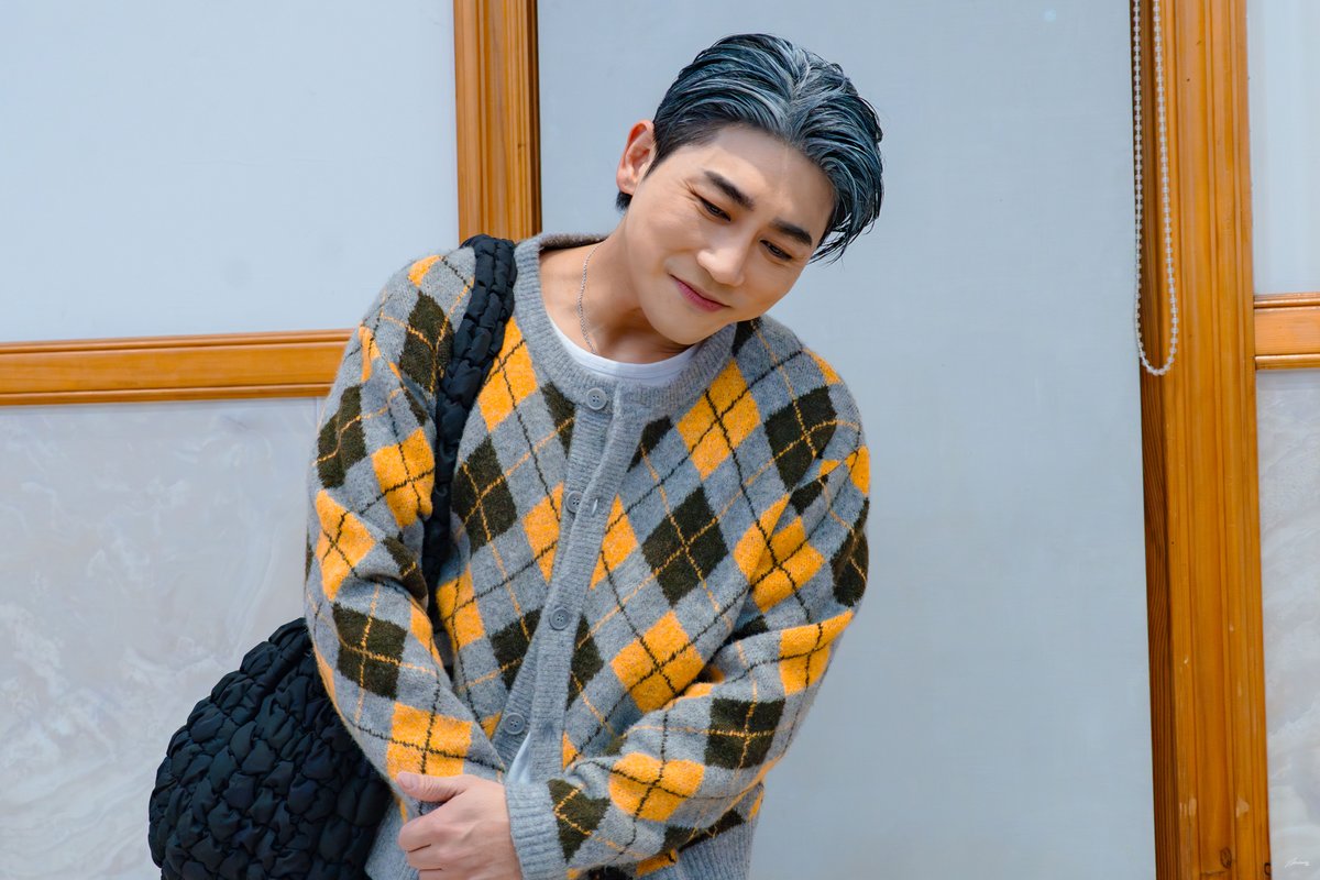 20251021 쉐도우 퇴근길
#박민성 배우님

힘드뤄요