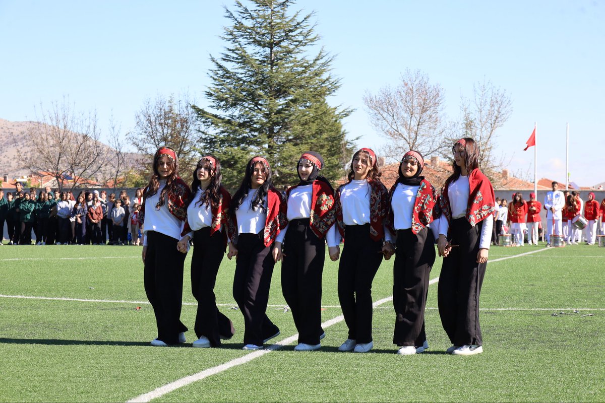 📌 Cumhuriyetimizin ilanının 102. yıl dönümü ve 29 Ekim Cumhuriyet Bayramımız ilçemizde büyük bir coşku ile kutlandı 🇹🇷🇹🇷🇹🇷