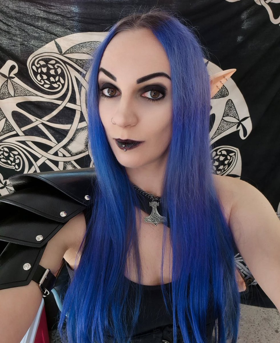 Proof of life, it's been a hot minute!

I haven't been active here in a while as I mainly post to IG, but I will try being more active on X again!

So many amazing things have happened since I last posted, I'll share more info here soon! 😁