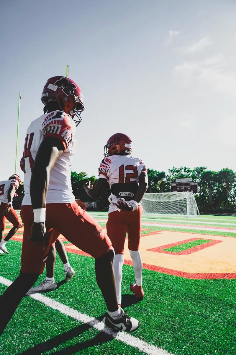 Game Day 💪🏾💪🏾 

Dear God,
Thank You for the gift of another day of life. Help me to approach today with hope, optimism, and trust in Your goodness. No matter what I face, remind me that You are with me, guiding my steps and sustaining my heart.🙏🏾🙏🏾