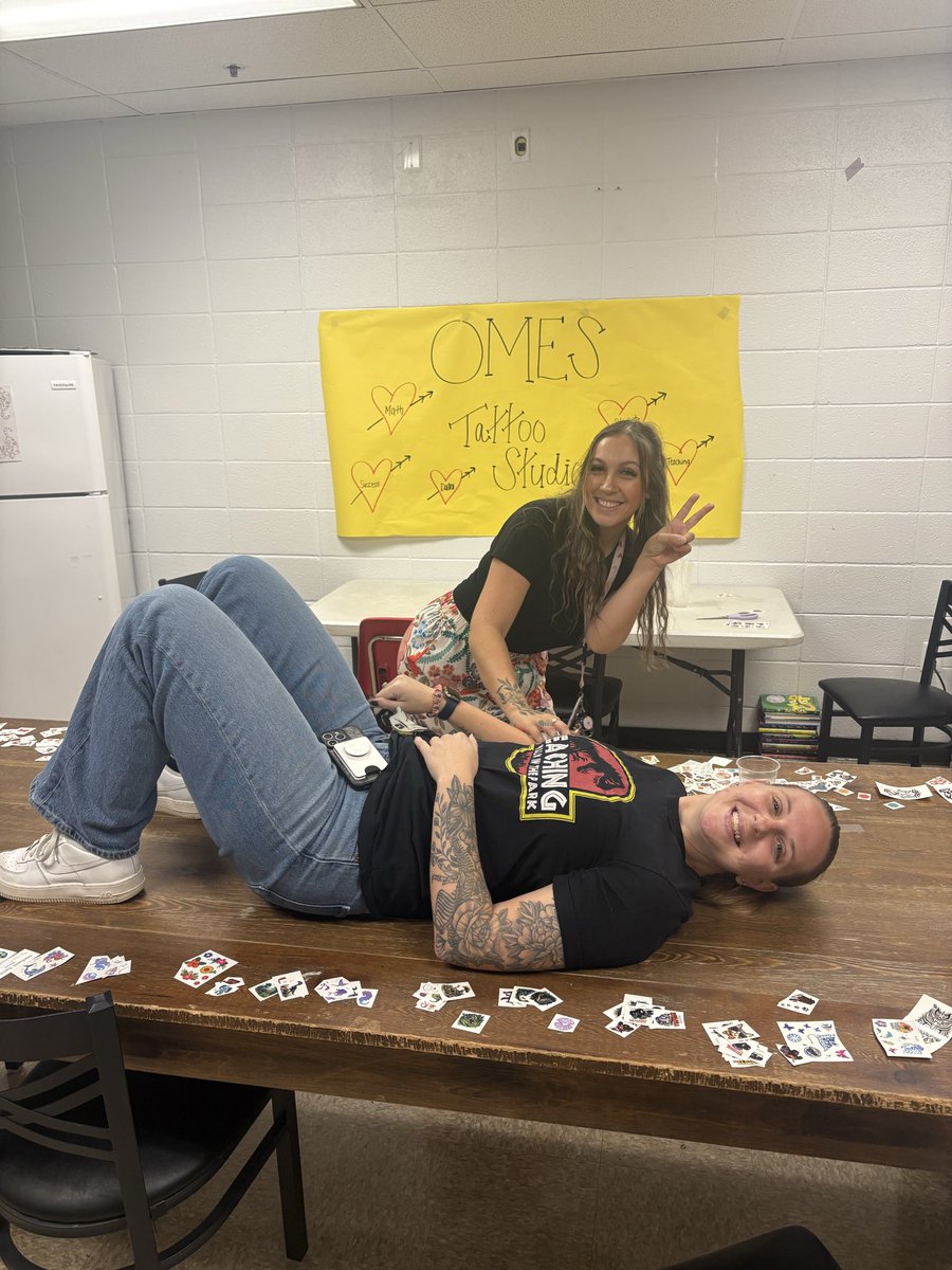 Carly Berry tweet media