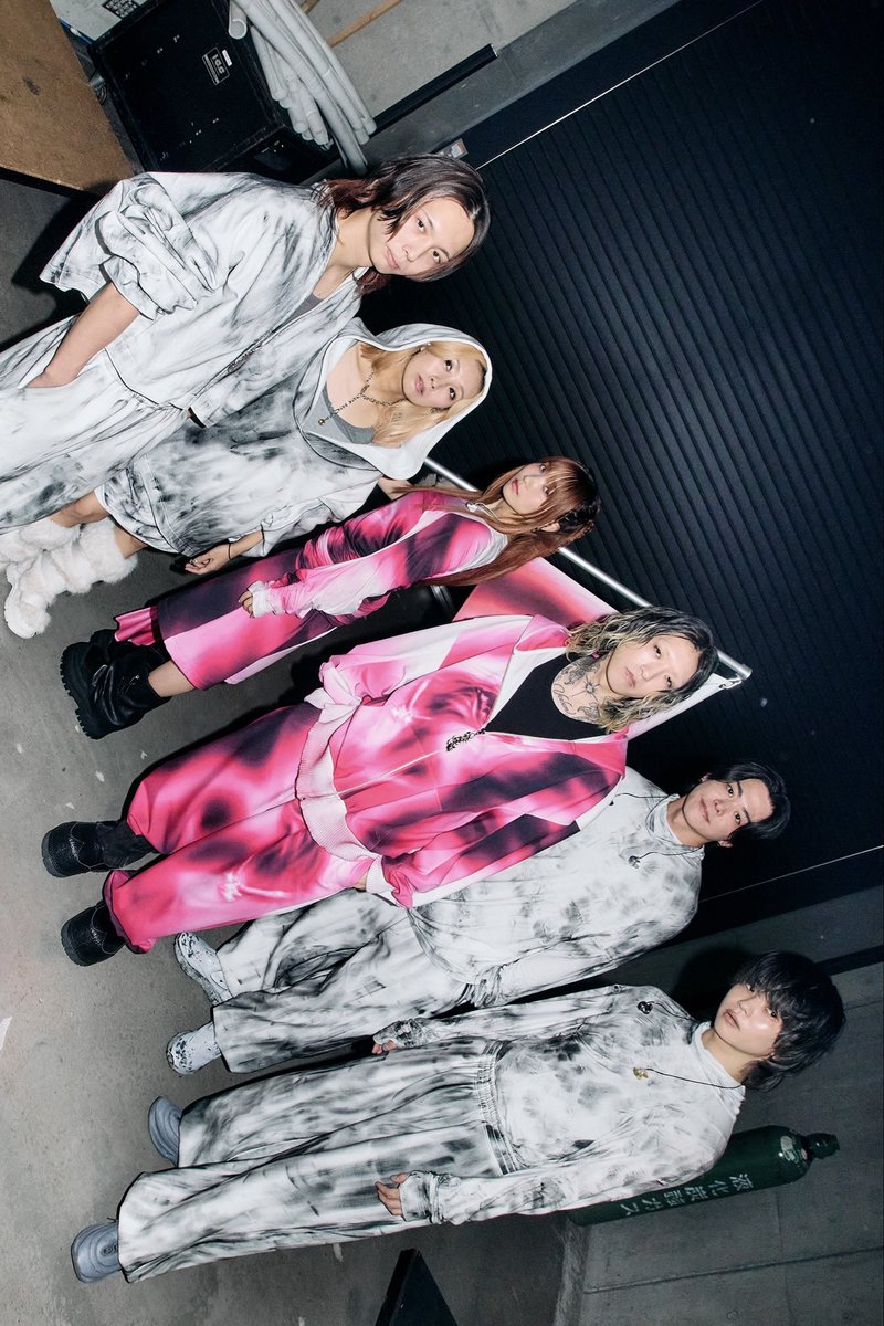 #YOASOBI_WANDARA “33公演目” 福島初日ありがとうございました🐕🍑
YOASOBI 初の福島上陸‼︎
はじめましてと思えない温かさで迎えてくださり本当にありがとうございました💭
また楽しい時間を共に過ごせますように…！

Photo by tatsuki.nakata