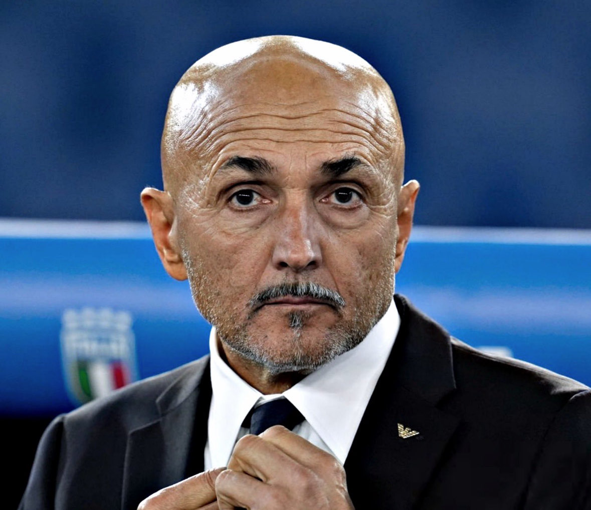 FabrizioRomano's tweet image. 🤍🖤 Luciano Spalletti’s contract as new Juventus manager has been signed as he visited training ground La Continassa. 🔐

Official statement to follow next. 🏁
