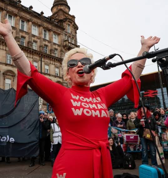 Belgian, Dutch, Luxembourgish, north French and west German (in the geographical sense) women and TERFy allies: get yourself to Brussels on Tuesday for Let Women Speak EU, an original Posie Parker event. 
5PM sharp, with drinks afterwards!
#LetWomenSpeakEU