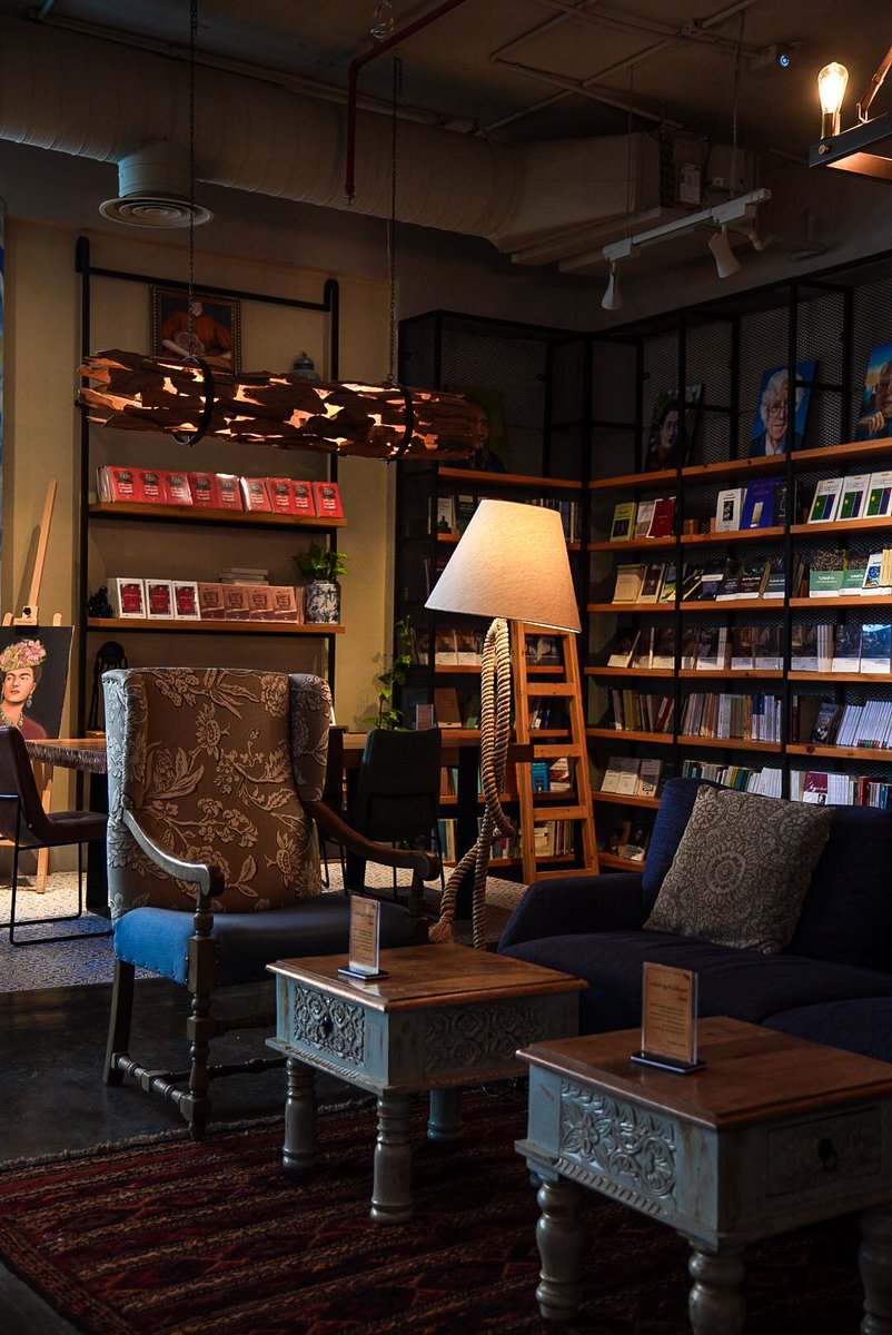 Bookclub_Riyadh's tweet image. “To build up a library is to create a life. It’s never just a random collection of books.”
 
Carlos María Domínguez

بناء مكتبة هو بناء حياة؛ إنها ليست مجرد مجموعة عشوائية من الكتب.