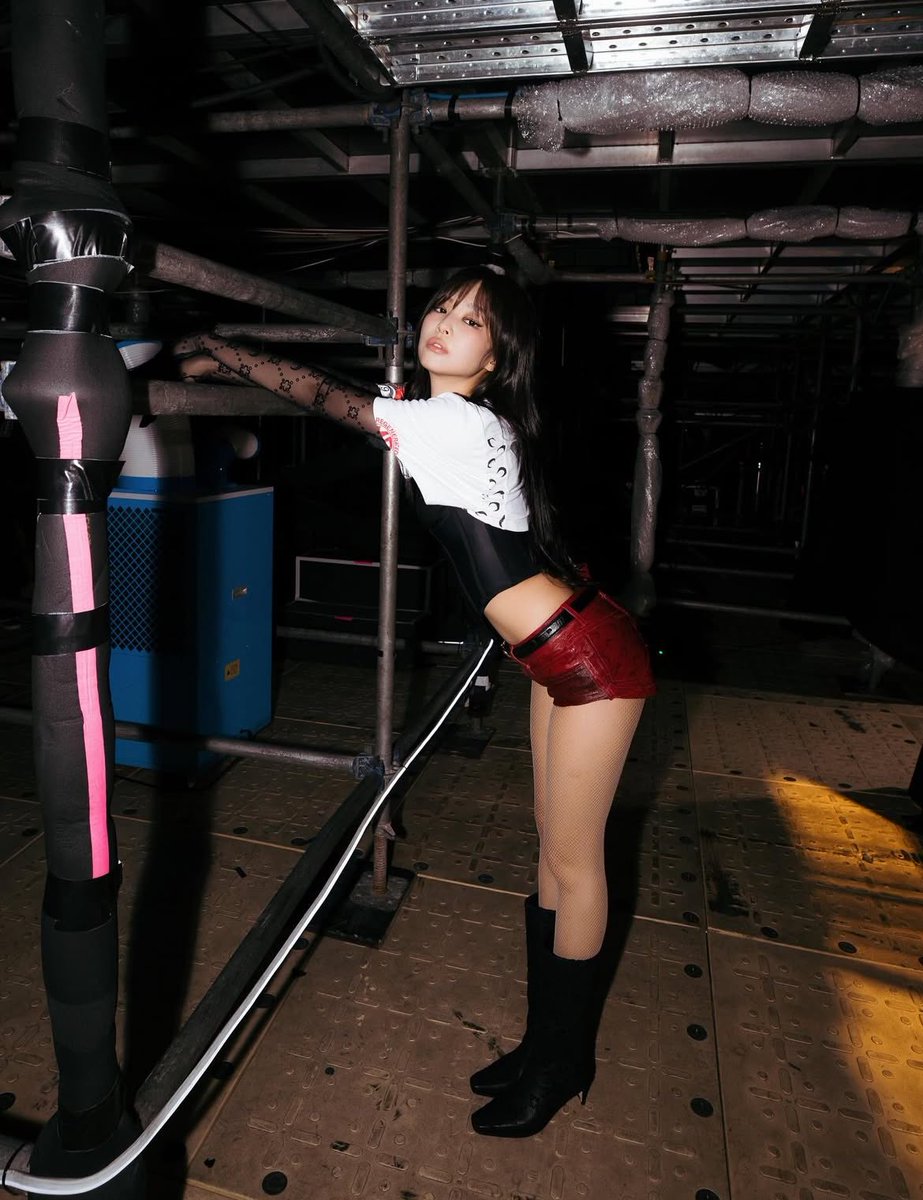 zjscripted's tweet image. ela sabe que é a maior gostosa do mundo