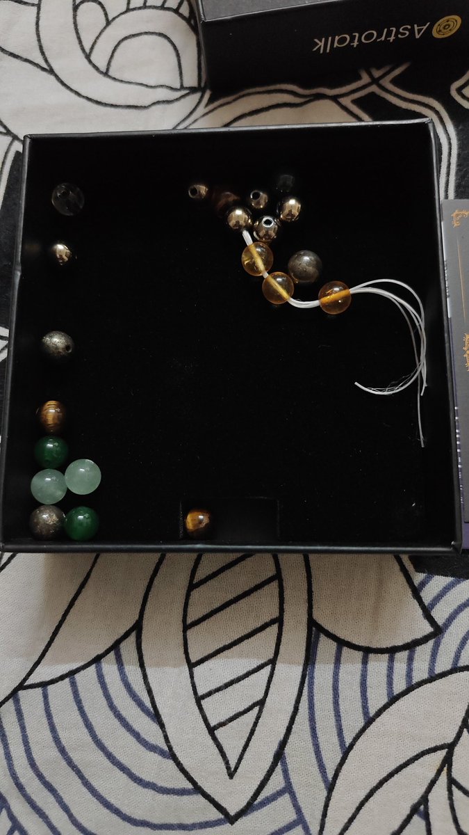 ManishAlmal's tweet photo. @AstrotalkApp I have ordered a bracelet, order number #92043531238419. Received a damaged bracelet. Kindly exchange or refund the money Attached photo https://t.co/WEp8FEI1Uh