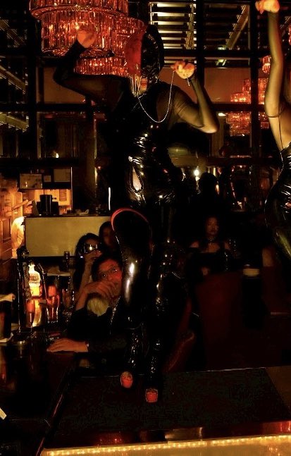 最近全く遊べて無いのですが、、、皆様ハッピーハロウィン🎃👻でございます。<a href="/Libido_MJ/">Libido M&J</a> では年中仮装みたいなものなので、感覚が麻痺してます。

鎖とか口枷とか、ちょっとジョジョのスタンドっぽいなぁ