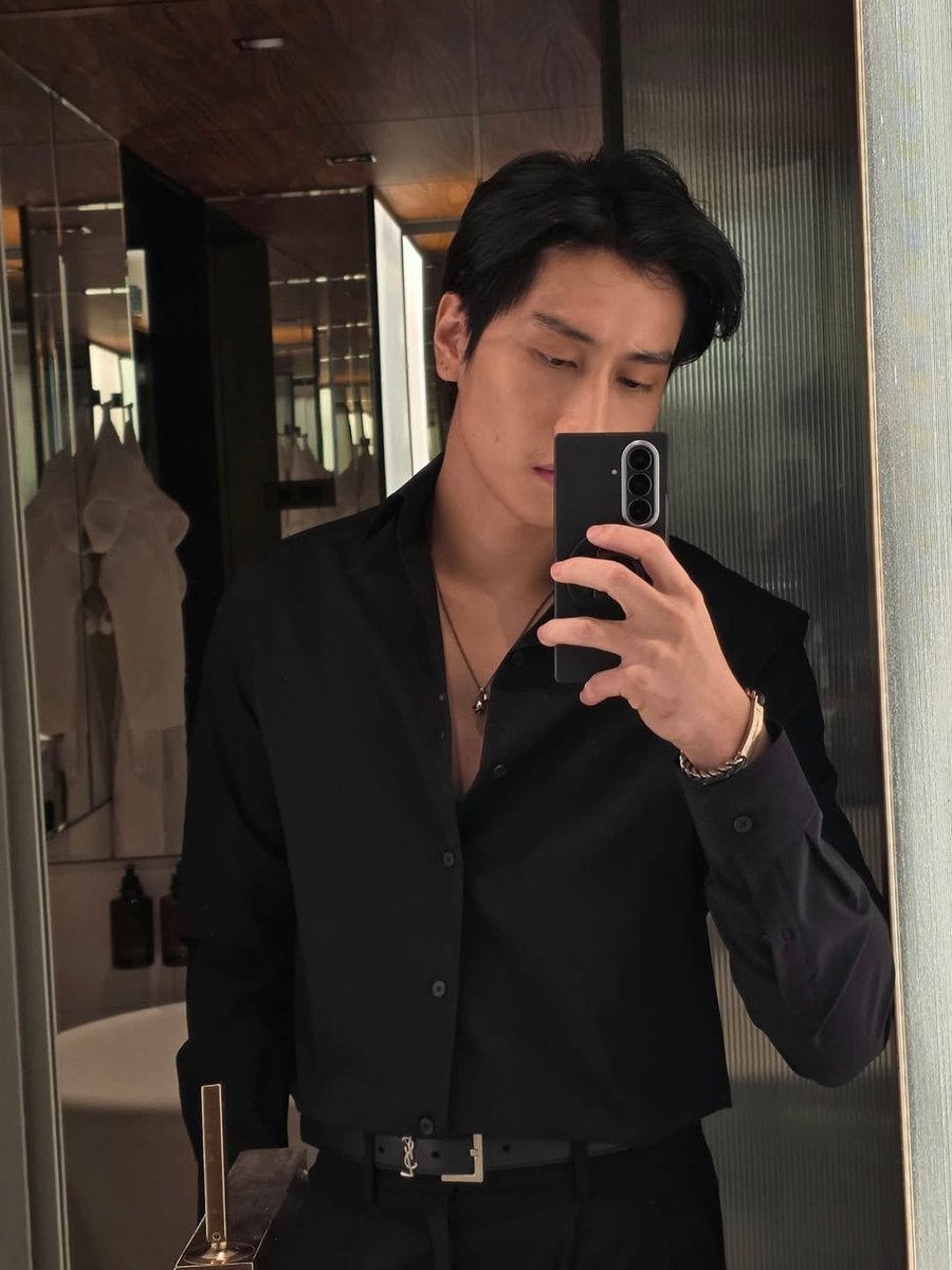 หอยเม่นที่หล่อที่สุดในปารีส 💗🐈‍⬛

#MaisonFrancisKurkdjianxBible
#BibleWichapas #bsumone <a href="/biblesumett/">Bsumettikul</a>