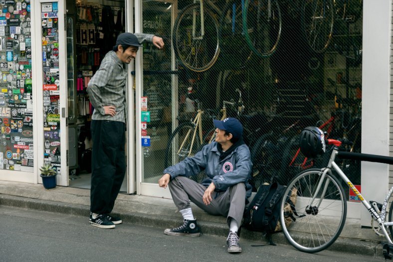 ダニエルパトリックケスラー （ブルードッグとリンゴ ） Amazon.com: Trademark Fine Art, 10x19 Sax Dog by Daniel Patrick