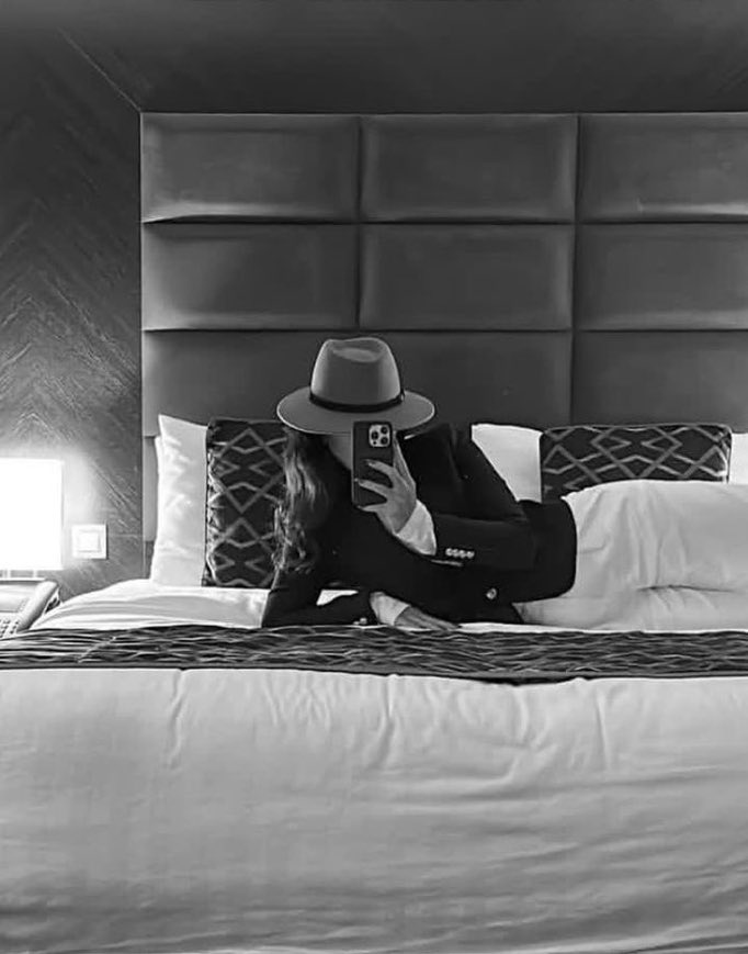 Good Night X Family 🌙