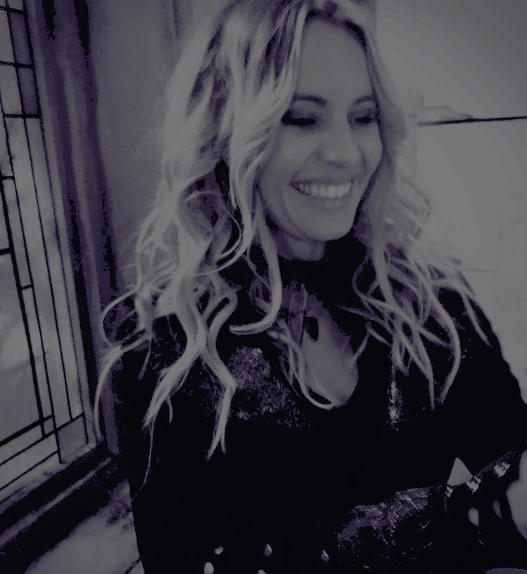 ᅠ
ᅠ
⠀⠀⠀you 𝐡𝐞𝐚𝐥𝐞𝐝 what i 𝐜𝐨𝐮𝐥𝐝𝐧’𝐭,
⠀⠀⠀and i 𝐟𝐨𝐮𝐠𝐡𝐭 what you wouldn’t.
⠀⠀⠀he 𝐧𝐞𝐞𝐝𝐞𝐝 us both —
⠀⠀⠀and it still wasn’t 𝐞𝐧𝐨𝐮𝐠𝐡. ᐟ

ᅠ
ᅠ