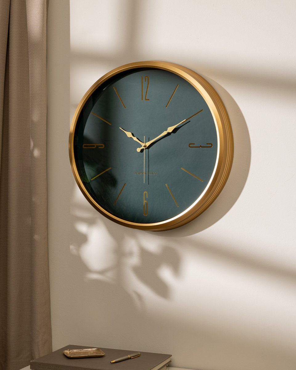 Günün en güzel saati hangisi? 🕰️☀️​
​
Yorumlara yaz, zamanı birlikte seçelim!​
​
🛍️ Şimdi mağazalarımızda ve web sitemizde seni bekliyor.

madamecoco.com/list/?search_t…