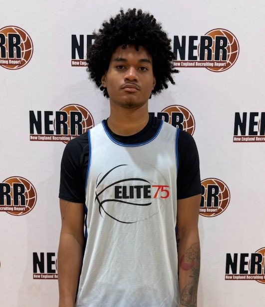 NERRHoops's tweet image. Joining @Suffield_Hoops from Cambridge Rindge &amp;amp; Latin, Parris Moses looks ready to make some noise. 

The guard makes things happen with the ball, rising into pull ups and getting aggressive on drives. 

More standouts in Pt II of backcourt recap:
newenglandrecruitingreport.com/in-the-news/ct…