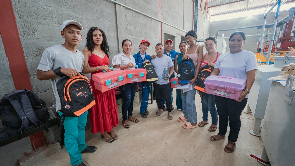 cruzrojacol's tweet image. En cooperación con el @cicr_col , fortalecemos el Plan Integrado en Córdoba con espacios de diálogo y trabajo comunitario. ❤️✨
#CruzRojaColombiana #CICR #PlanIntegrado