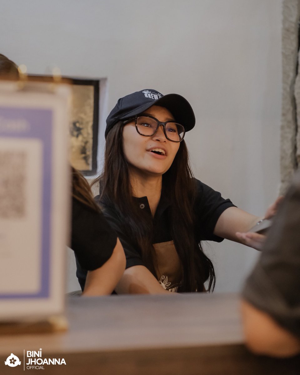 BiniJhoannaOFC's tweet photo. You did great today, our cafe owner! You never fail to give your sweet smile to everyone, took orders, and even granted little requests on the side. 🥹

We're so proud of you, Brewha Jhoanna! 🩶

Hope you take some time to rest during your break. Pagaling ka, @bini_jhoanna. 🫂 https://t.co/S7SUwZcZUm