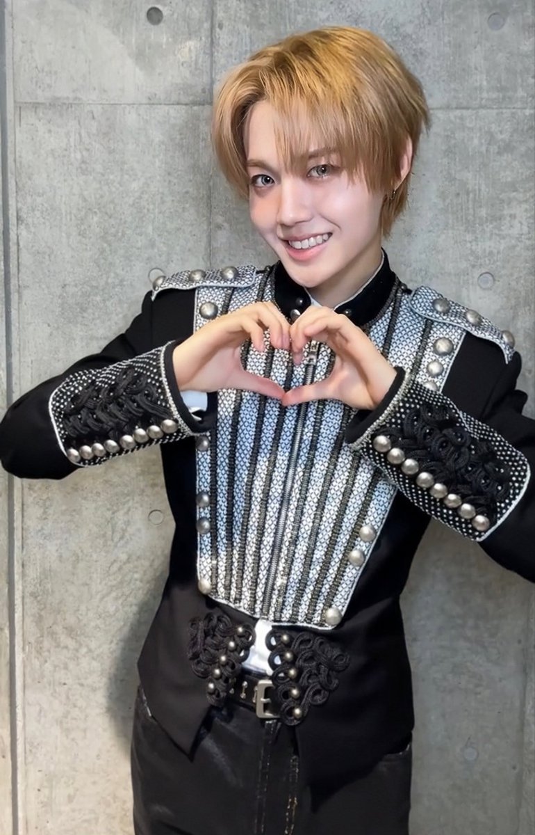 ♡︎ 겨울 소년 ♡︎ tweet media