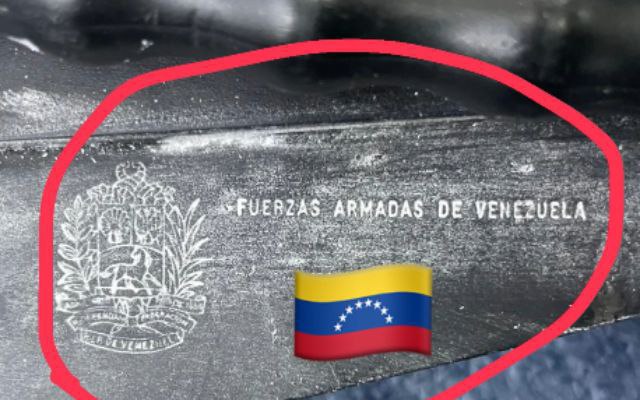 AadelLahraoui's tweet photo. Detective Vinícius Domingos reported that after the #megaoperation in #RiodeJaneiro organized group #ComandoVermelho (#CV), dozens of rifles were seized. weapons identified as belonging to the armed forces of other countries such as #Venezuela,#Peru, and #Argentina https://t.co/cidZjzYa1Z
