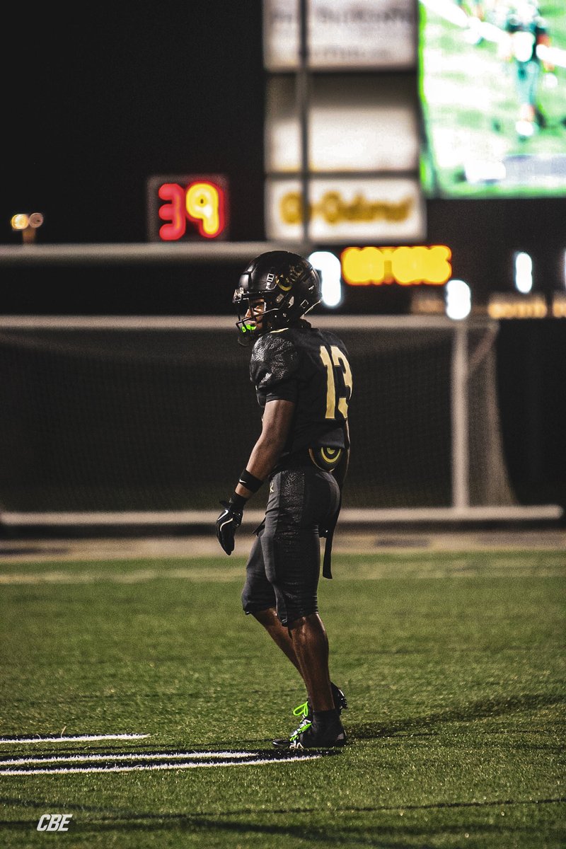 SOPHOMORE SEASON FILM ! 🎥 

hudl.com/v/2T5W4t

<a href="/CoachDonHoll1/">Don Holl</a> <a href="/coachivy1788/">mortty ivy II</a> <a href="/DennisBiggs16/">Dennis Biggs, Jr.</a> <a href="/coachwil_412/">Ball So Hard</a> <a href="/EatTeam_2/">DELVON</a> <a href="/GatewayGatorsFB/">GatewayGatorsFB</a> <a href="/WPIAL_Insider/">WPIAL Insider</a> <a href="/wpialsportsnews/">The Content King Sports Media</a> <a href="/CoachWilsonO/">Oren Wilson Jr</a> <a href="/OrryHellenbrand/">Orry Hellenbrand</a> <a href="/RoboLeonard/">Anthony Leonard</a> <a href="/CoachTerryPSU/">Terry M. Smith</a> <a href="/coachmgillespie/">Michael Gillespie</a> <a href="/CoachBlake41/">David Blake</a>