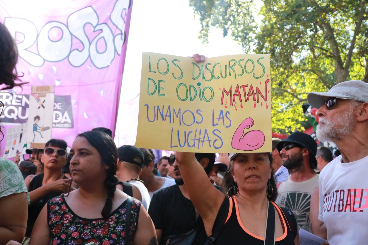 Los temas que me parecen importantes para la marcha del orgullo:
▫️ El Estado del odio
▫️ La necesidad de resistencia y calle
▫️Decirle no al genocidio palestino
▫️Huirle a la polarización política electoral 
▫️Desenmascarar al verdadero "lobby lgbt"
laizquierdadiario.com/Marcha-del-org…