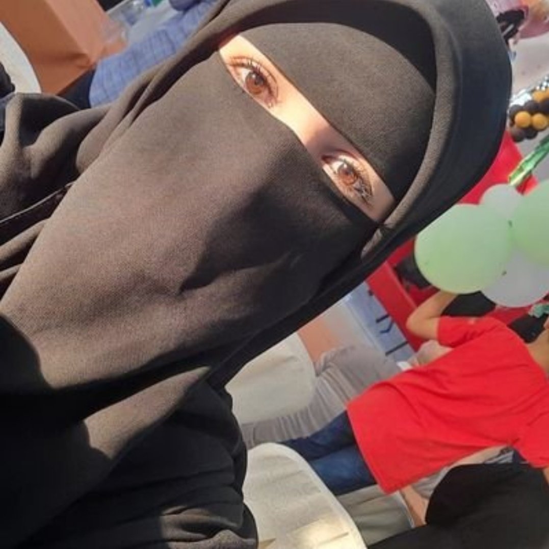 My friends, this is my official account. I need your help to support my wife's new account.<a href="/AjourYusra/">Yusra</a> 
🙏🙏🙏🙏🙏🙏
chuffed.org/project/133595…