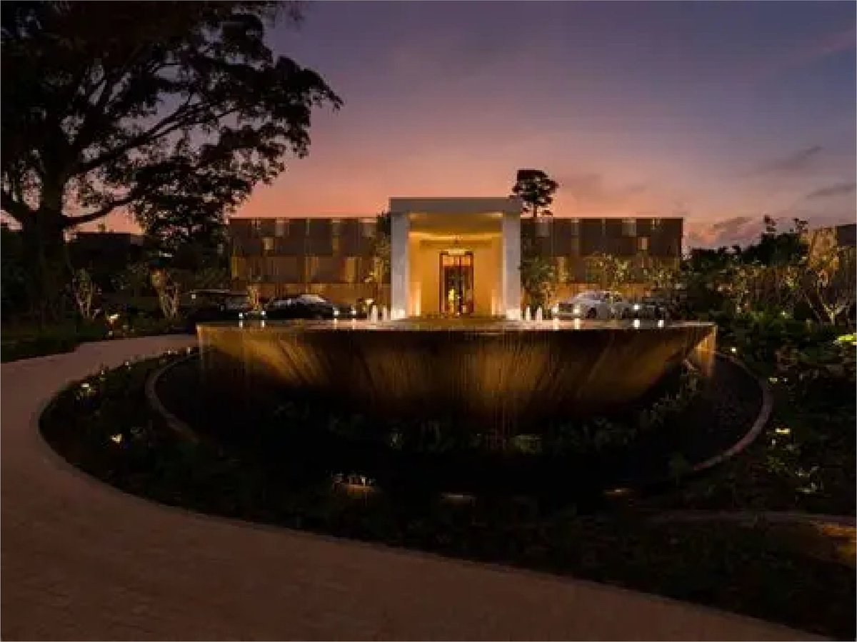 HostarIntl's tweet photo. @raffleshotels Sentosa Singapore has implemented the ProHost® Resort Solution, featuring the 80SGC powered cart — delivering large quantities of guestroom inventory with minimal effort and fewer trips.

Read more 👉 https://t.co/6ADez1t1YA

#rafflessentosa #resortoperations https://t.co/KfOips4rWz