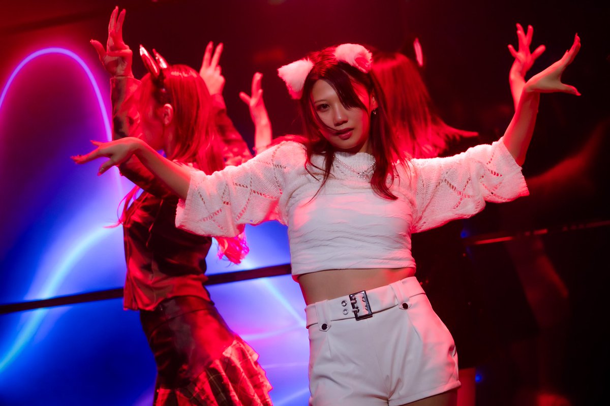 pabcsphoto's tweet image. 2025.10.25❤️🐈‍⬛
ENCHANTED LAND -THE SHOW-

魔性の女の&quot;抗えない耽美な引力&quot;の時の表情が大好きすぎて、冗談抜きで毎回見ちゃうし写真撮っちゃう。1枚目のところ。
ニコニコ踊ってる数秒後にこんな表情できちゃうのほんとすごすぎる🥺♡
@m_i_r_ee 
@AET_ETL 
#ENCHANTEDLAND_now #etl_now