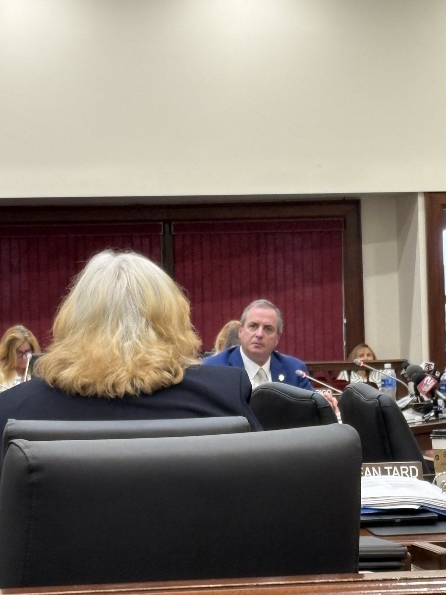 Charlie_WGRZ's tweet photo. Vinal asks why Garcia didn’t just go and watch body cam video the day after the crash to see if Granville appeared drunk.

Garcia says it was BPD investigation.

“You chose not to ask. He chose not to volunteer it,” Vinal says. https://t.co/WHIVyf1nBt